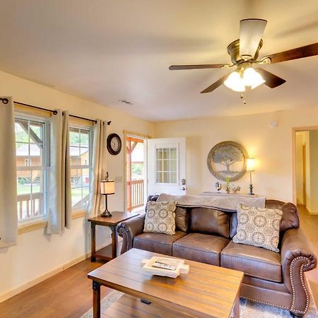 Newly Built Smoky Mountain Cabin Near Bryson City! 외부 사진