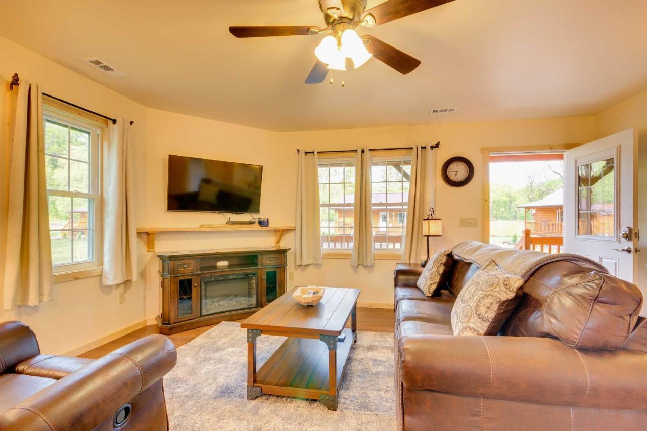 Newly Built Smoky Mountain Cabin Near Bryson City! 외부 사진