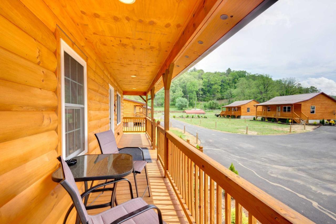 Newly Built Smoky Mountain Cabin Near Bryson City! 외부 사진